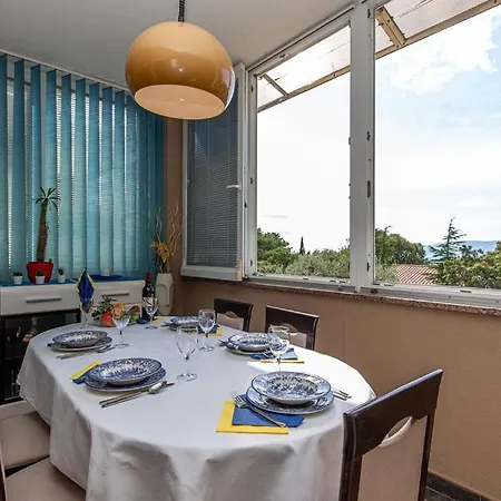 Luce Apartment Novi Vinodolski