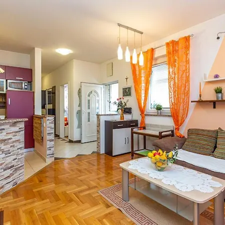 Luce Apartment Novi Vinodolski